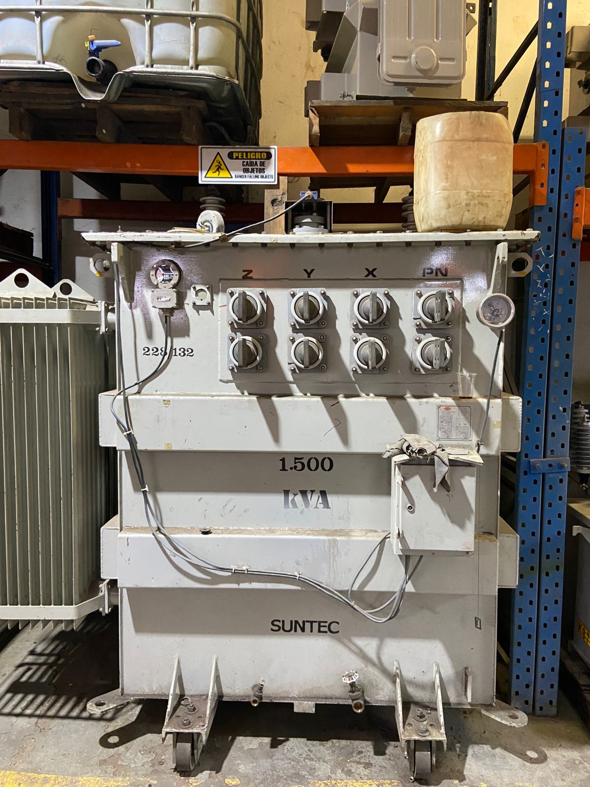 Transformador de potencia de 1500 kVA marca SUNTEC disponible para venta